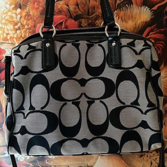 Coach Purse - Picture 2 of 7